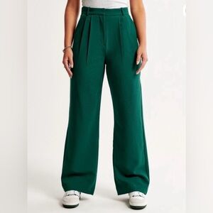 Abercrombie & Fitch Curve Love Sloane Tailored Pant